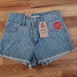 girls levi's shorts.